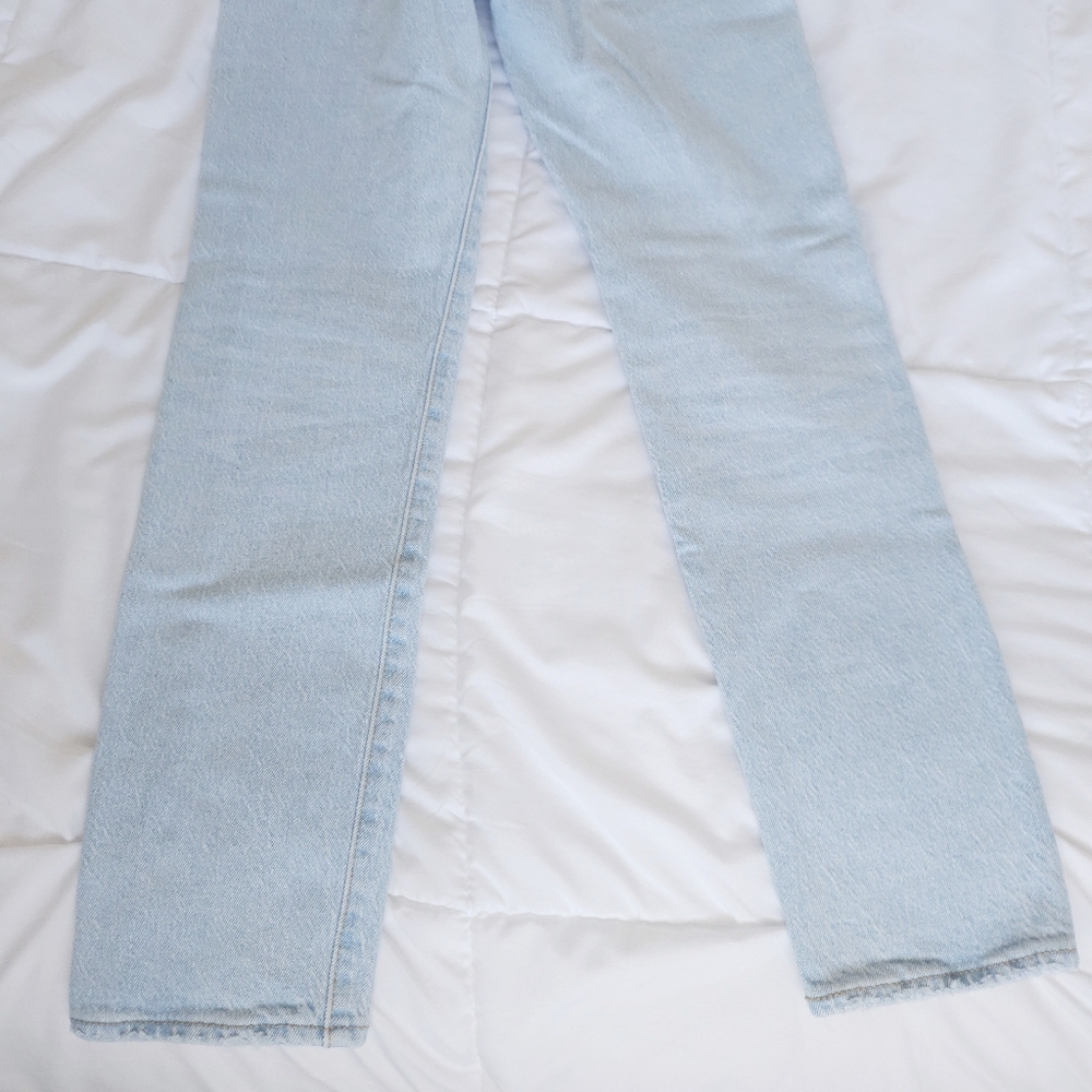 Levi's Light Wash High Rise Wedgie Skinny Ankle Jeans ✨️LIKE NEW✨️ - Picture 12 of 16